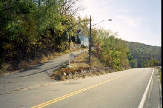 Driveway of
the Harrisburg Inn